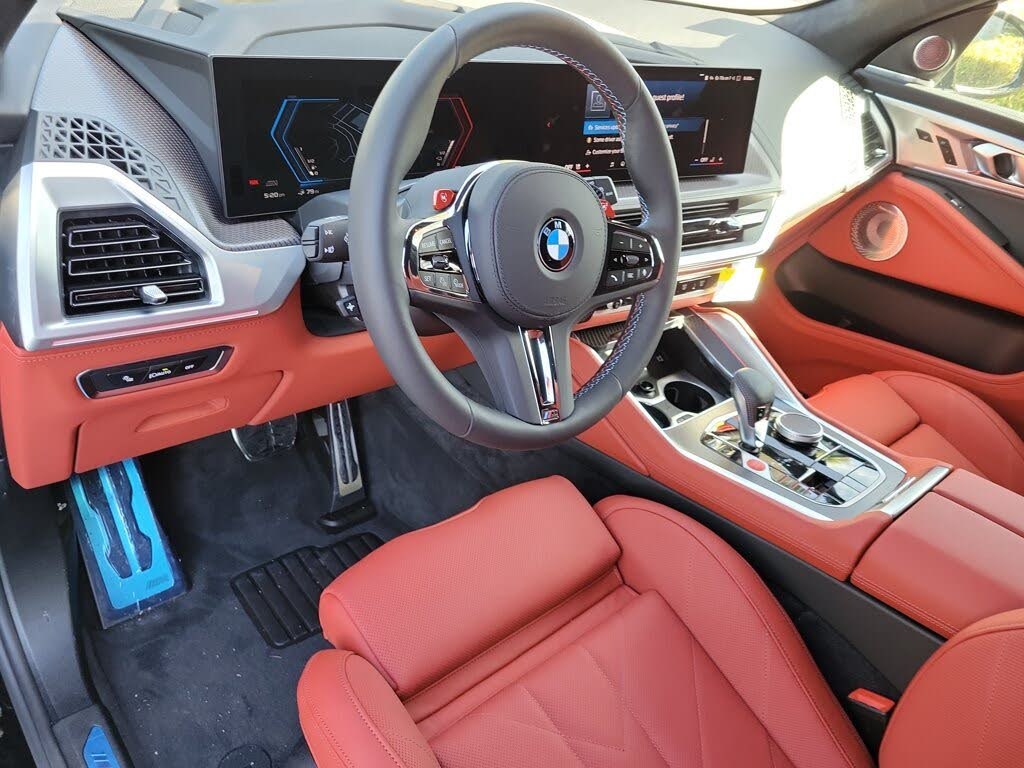 BMW XM Label · Photograph 3